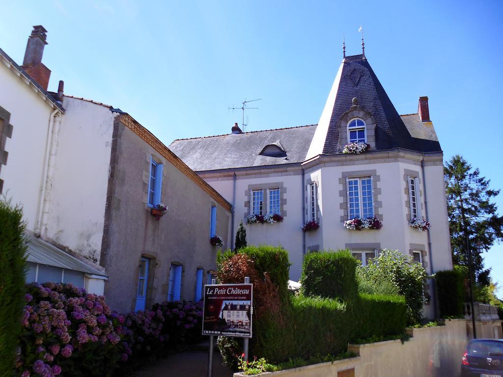 Le Petit Chateau - Tiffauges Proche Puy Dufou 외부 사진