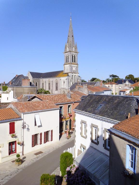 Le Petit Chateau - Tiffauges Proche Puy Dufou 외부 사진