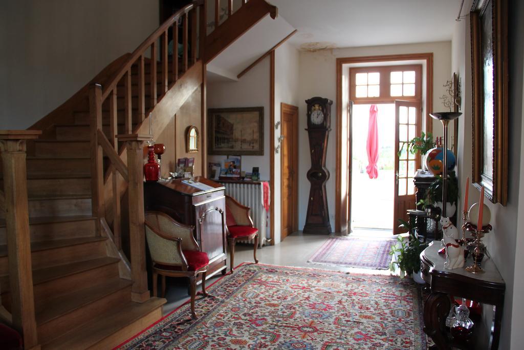 Le Petit Chateau - Tiffauges Proche Puy Dufou 외부 사진