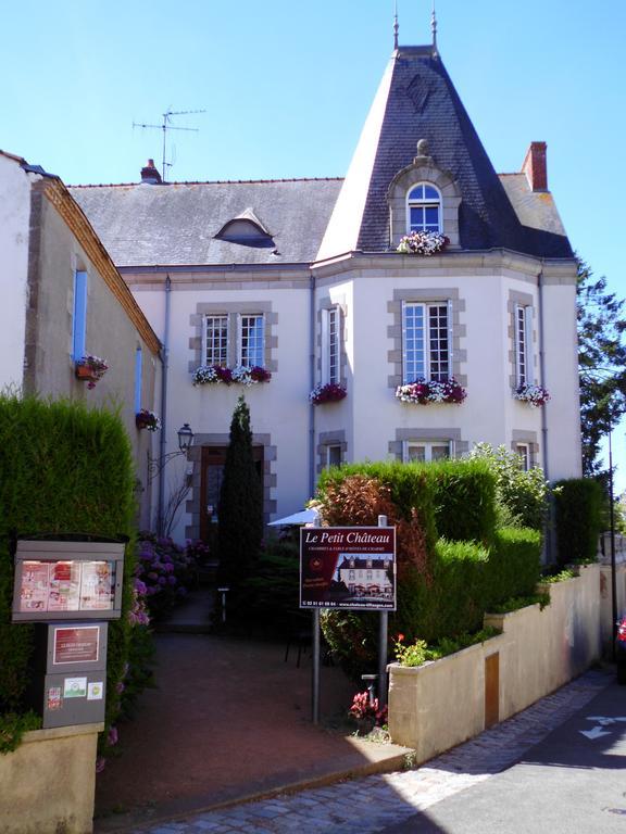 Le Petit Chateau - Tiffauges Proche Puy Dufou 외부 사진